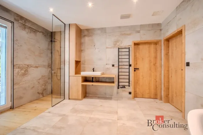 Prodej rodinného domu, Turnov - Bukovina, 450 m2