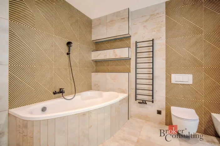 Prodej rodinného domu, Turnov - Bukovina, 450 m2