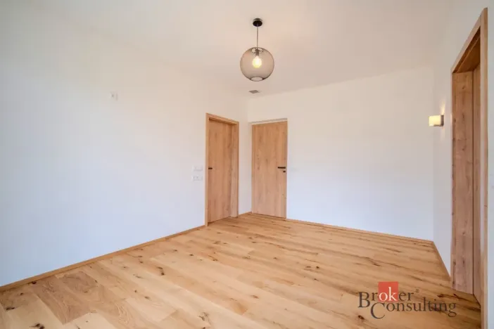 Prodej rodinného domu, Turnov - Bukovina, 450 m2