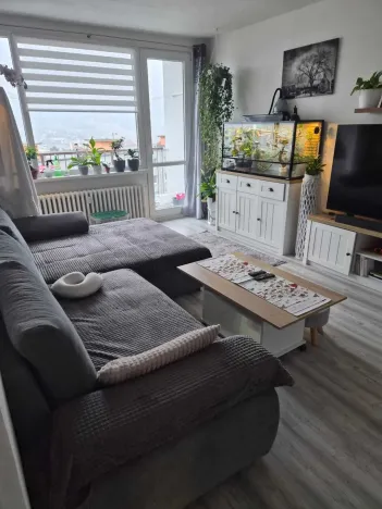 Pronájem bytu 2+1, Děčín - Děčín VI-Letná, 70 m2