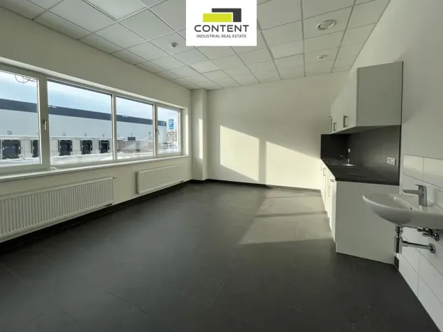 Pronájem výrobních prostor, Plzeň - Skvrňany, U Nové Hospody, 1000 m2