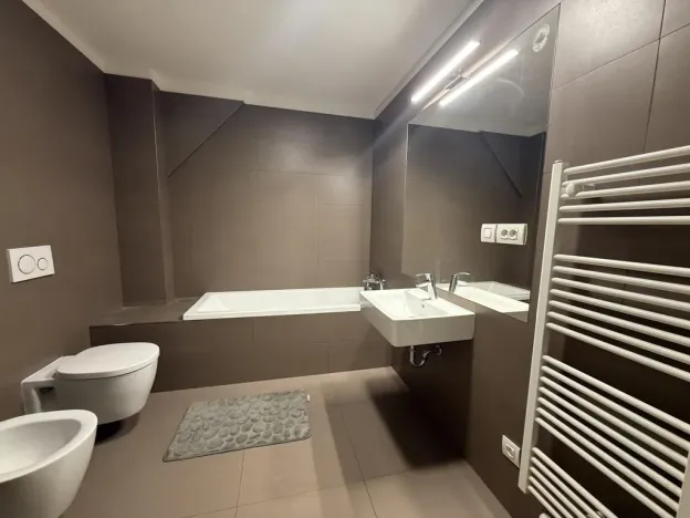 Pronájem bytu 2+kk, Praha - Karlín, Sokolovská, 89 m2