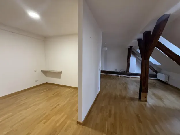 Pronájem bytu 2+kk, Praha - Karlín, Sokolovská, 89 m2