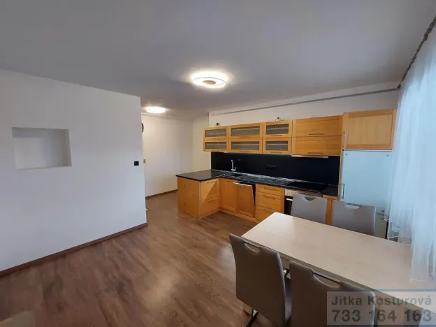 Pronájem bytu 2+kk, Krnov - Pod Bezručovým vrchem, Jesenická, 40 m2