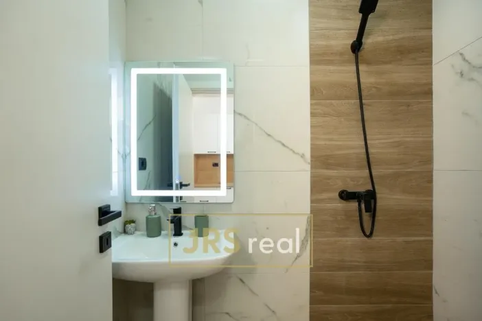 Prodej bytu 1+kk, Durrës, Albánie, 25 m2