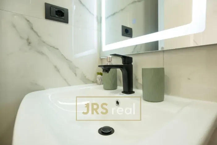 Prodej bytu 1+kk, Durrës, Albánie, 25 m2