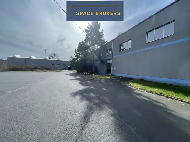 Pronájem skladu, Bystřany, 3400 m2