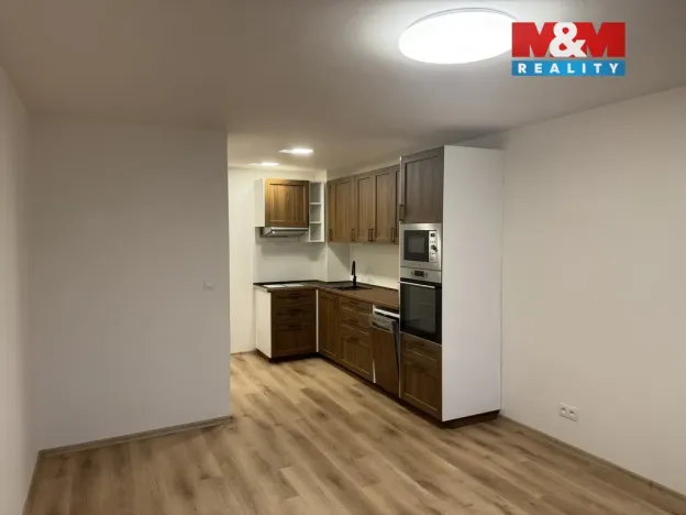 Pronájem bytu 2+kk, Praha, Brdlíkova, 42 m2