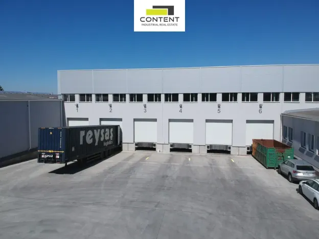 Pronájem výrobních prostor, Čelákovice, Stankovského, 6000 m2