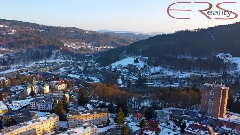 Prodej bytu 3+1, Tanvald, Radniční, 70 m2