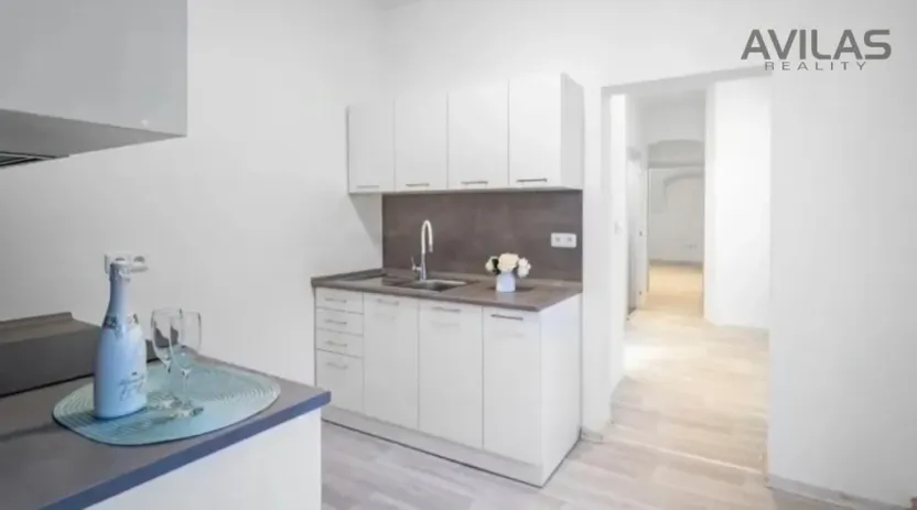 Pronájem bytu 4+kk, Benešov, Masarykovo náměstí, 72 m2