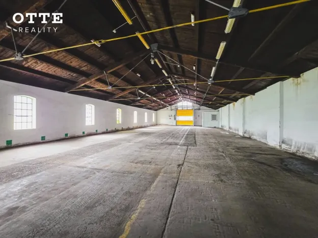 Pronájem skladu, Rokycany, Boženy Němcové, 745 m2