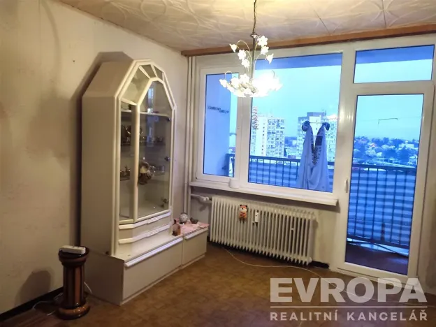 Pronájem bytu 3+1, Chomutov, Bezručova, 85 m2