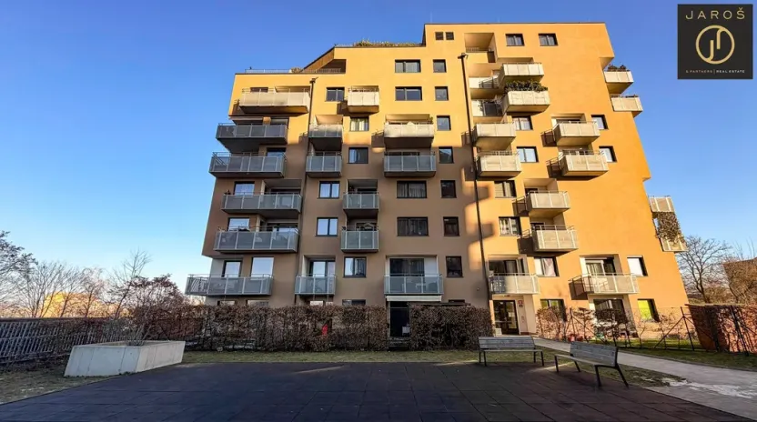 Pronájem bytu 3+kk, Praha - Strašnice, Zvěřinova, 85 m2