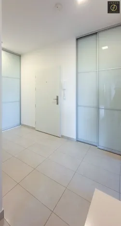 Pronájem bytu 3+kk, Praha - Strašnice, Zvěřinova, 85 m2