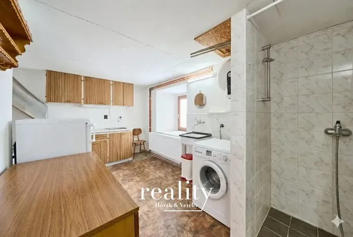 Prodej rodinného domu, Řásná, 179 m2