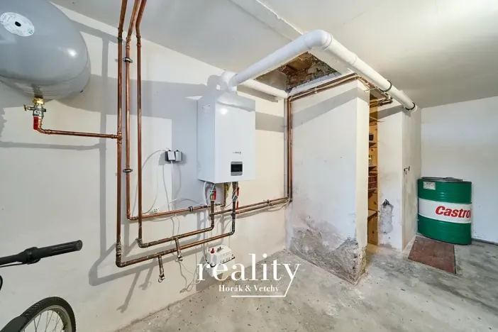 Prodej rodinného domu, Řásná, 179 m2