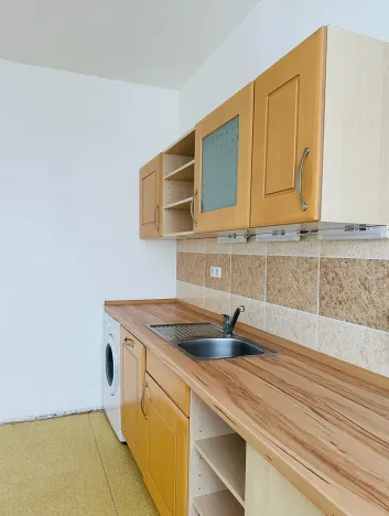 Pronájem bytu 2+kk, Jablonec nad Nisou, Na Vršku, 44 m2