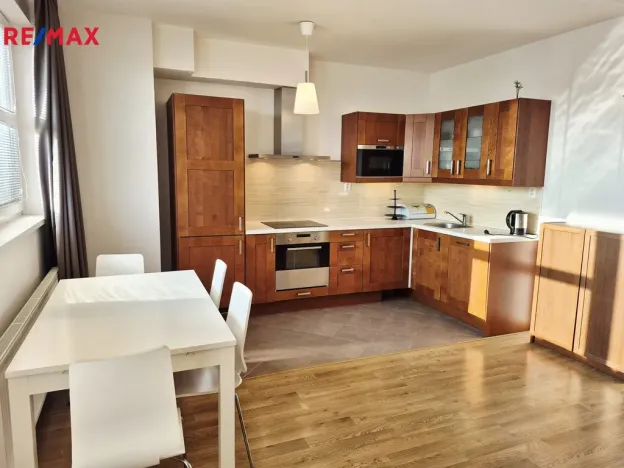 Pronájem bytu 1+kk, Praha - Ďáblice, Nad Akcízem, 34 m2