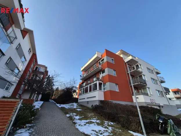 Pronájem bytu 1+kk, Praha - Ďáblice, Nad Akcízem, 34 m2