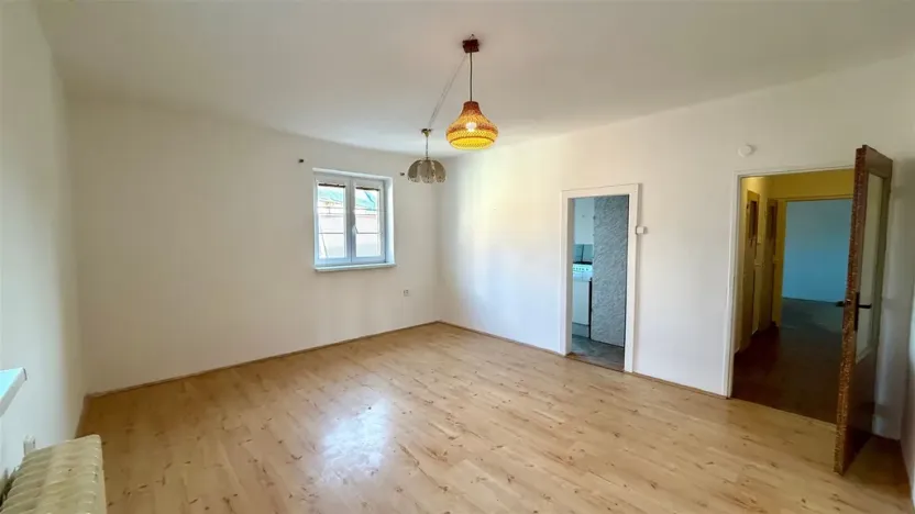 Pronájem bytu 2+1, Cheb, Jakubská, 56 m2