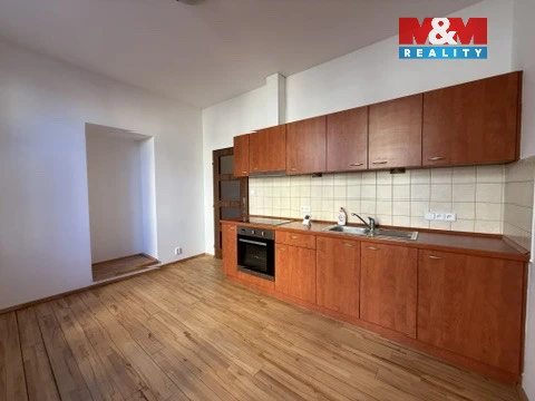 Pronájem bytu 1+1, Jablonec nad Nisou, V Luzích, 50 m2