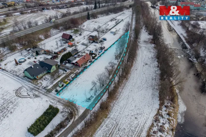 Prodej pole, Vsetín, 1931 m2