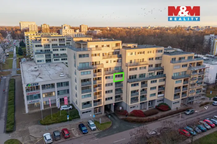 Prodej bytu 2+kk, Pardubice - Polabiny, Bělehradská, 77 m2