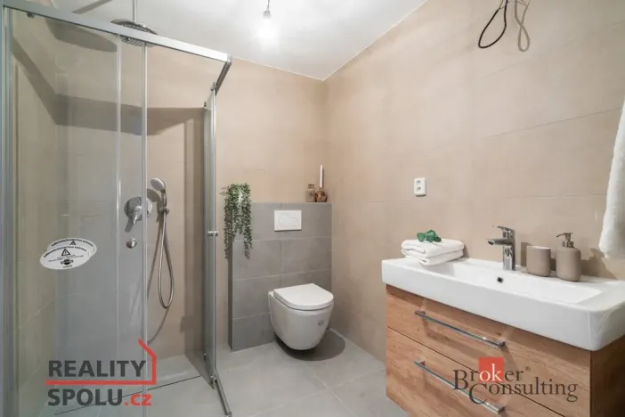 Prodej rodinného domu, Lovčice, 164 m2