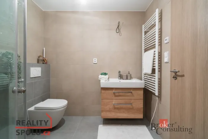 Prodej rodinného domu, Lovčice, 164 m2