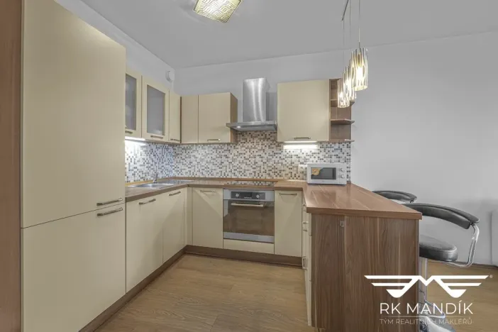 Pronájem bytu 2+kk, Praha - Prosek, Kytlická, 53 m2