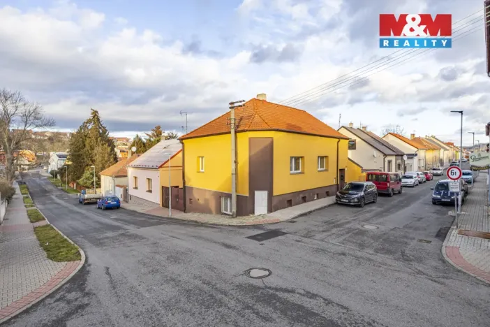 Prodej rodinného domu, Kladno - Švermov, Třebízského, 180 m2