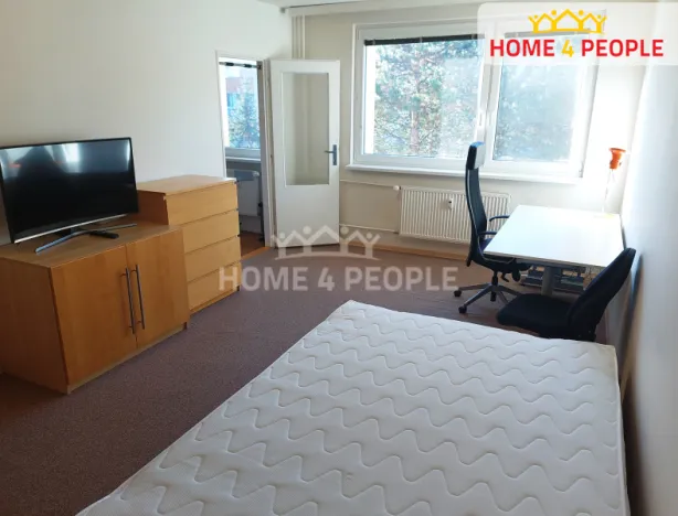 Pronájem bytu 1+1, Praha - Košíře, Zahradníčkova, 31 m2