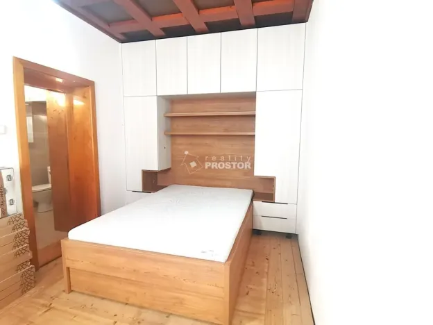 Prodej bytu 2+kk, Osečná - Zábrdí, 43 m2