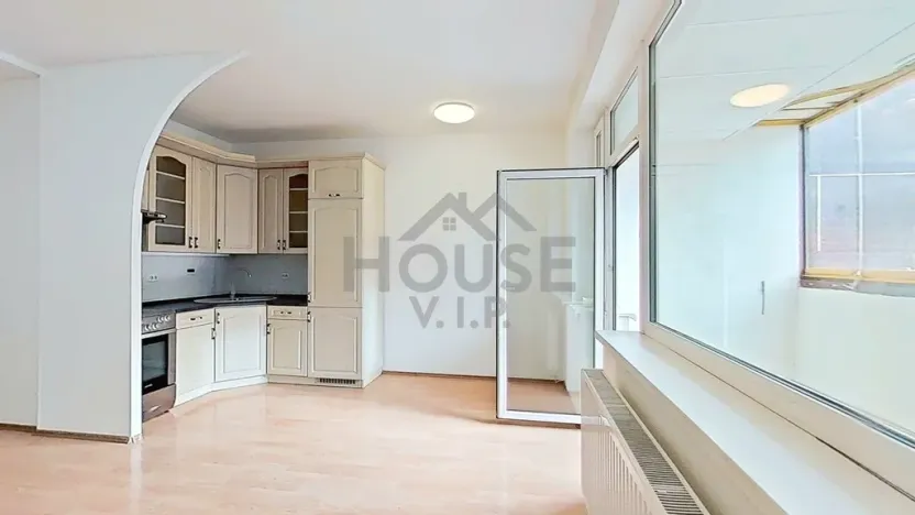 Prodej bytu 1+kk, Praha - Vysočany, Poděbradská, 34 m2