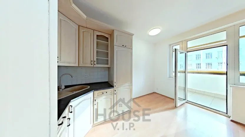 Prodej bytu 1+kk, Praha - Vysočany, Poděbradská, 34 m2