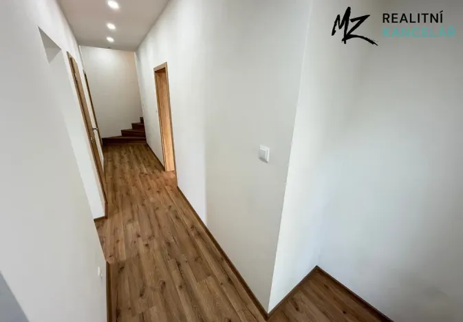 Prodej rodinného domu, Kostelec na Hané, Bož. Němcové, 100 m2