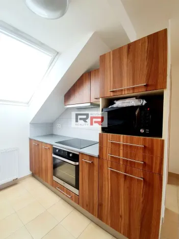 Pronájem bytu 2+kk, Olomouc - Nové Sady, Husitská, 60 m2