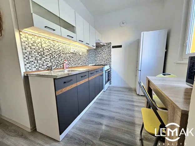 Pronájem bytu 2+1, Olomouc, Dělnická, 52 m2