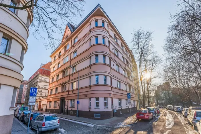 Pronájem bytu 2+kk, Praha - Libeň, Bednářská, 52 m2