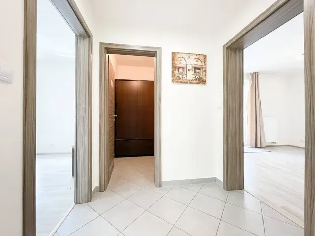 Pronájem bytu 2+kk, Praha - Holešovice, Na Maninách, 65 m2