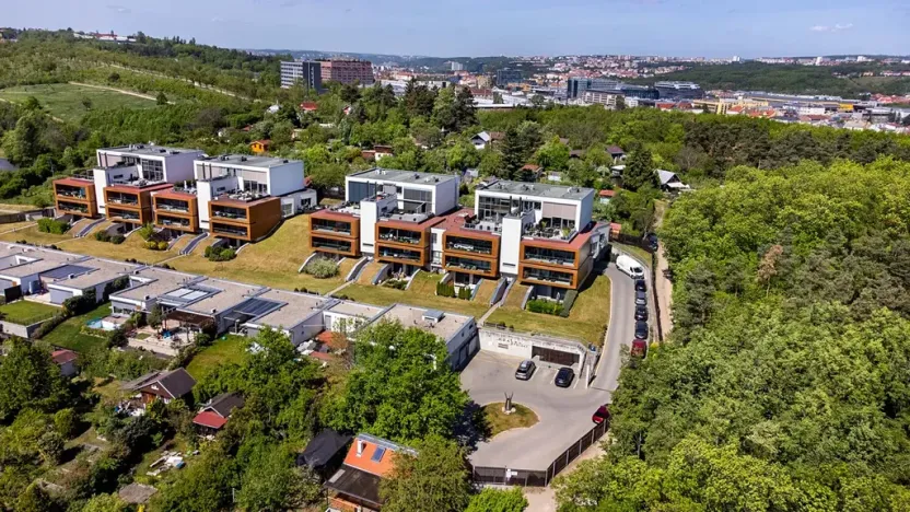 Pronájem bytu 3+kk, Praha - Hrdlořezy, Mezitraťová, 78 m2