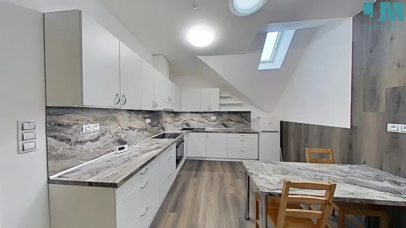 Pronájem bytu 3+1, Štoky, 97 m2