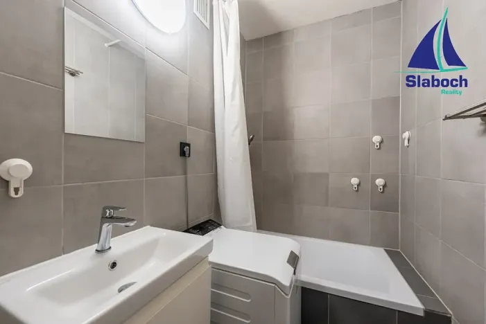 Prodej bytu 2+kk, Praha - Braník, Roškotova, 45 m2