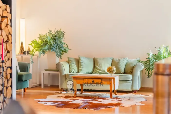 Prodej zemědělské usedlosti, Lichnov, 672 m2