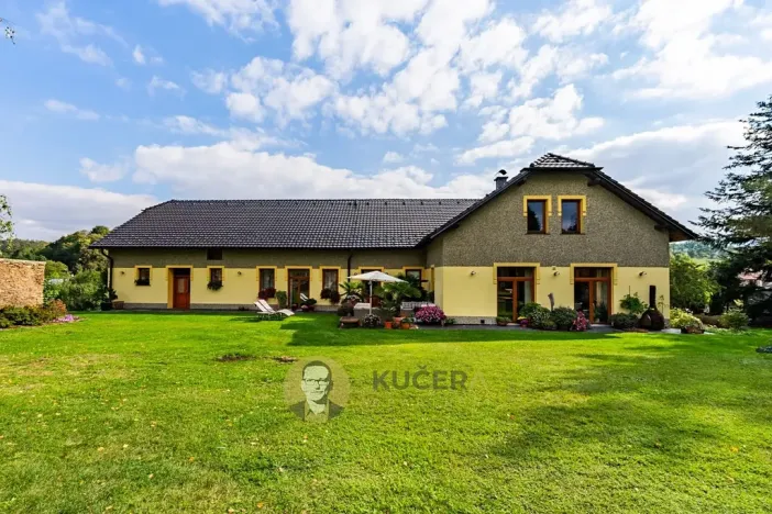 Prodej zemědělské usedlosti, Lichnov, 672 m2