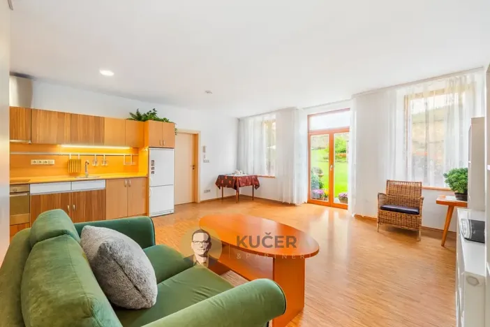 Prodej zemědělské usedlosti, Lichnov, 672 m2