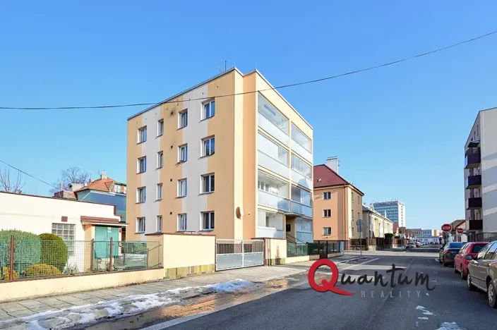 Prodej bytu 3+1, Nymburk, Husova, 76 m2