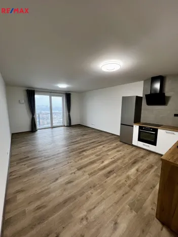 Pronájem bytu 1+kk, Jihlava, Okružní, 45 m2