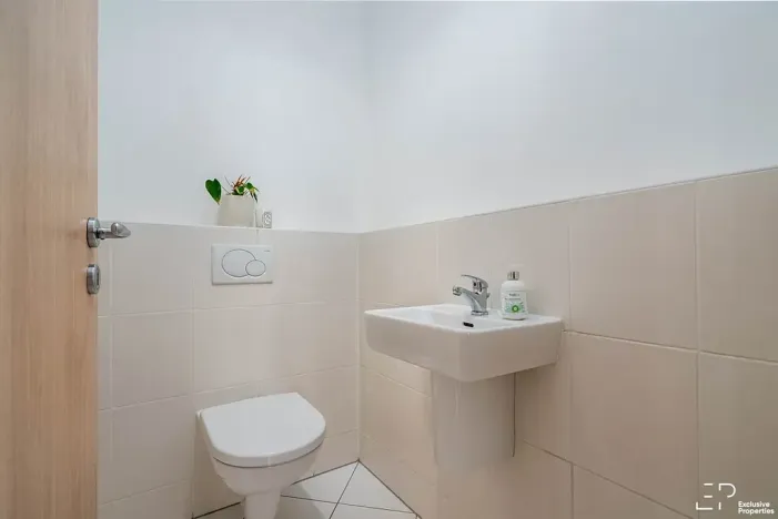 Pronájem bytu 4+kk, Praha - Vysočany, Pod Harfou, 82 m2